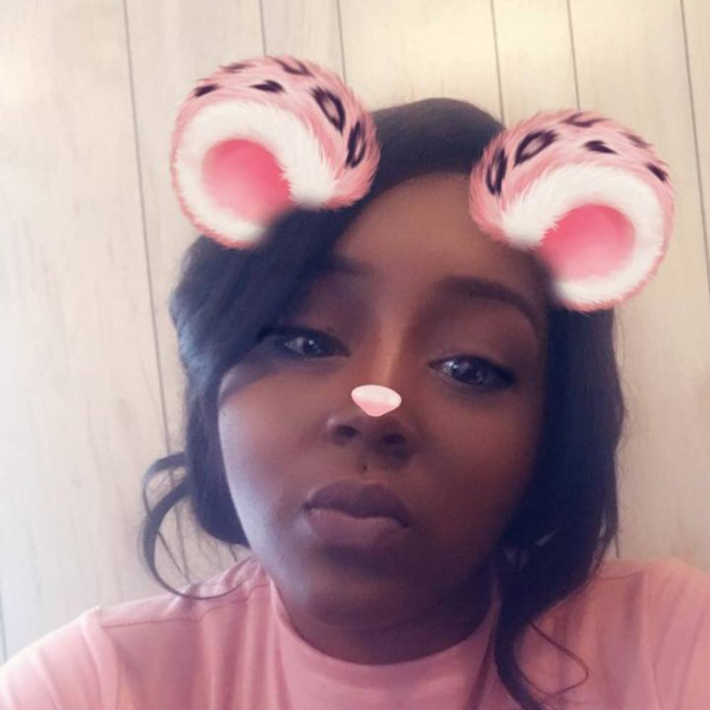 Meet your Posher, Kira